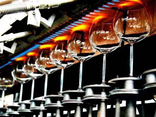 最新の企業ブログについて JEFFERとUnited Glass間の食器ガラスEPCプロジェクトに関する議論